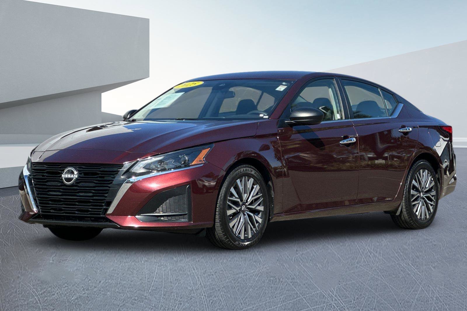 Used 2025  Nissan 2.5 SV image 8