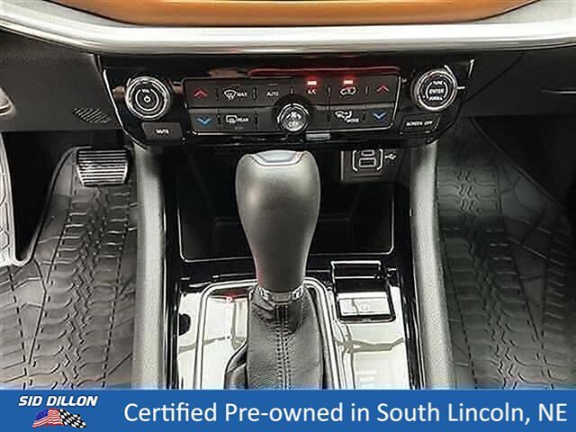 Certified Used 2024 Silver Zynith Metallic Clearcoat Jeep Limited image 12