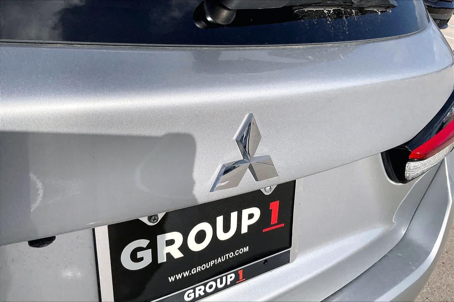 Used 2025 Alloy Silver Metallic Mitsubishi ES image 30