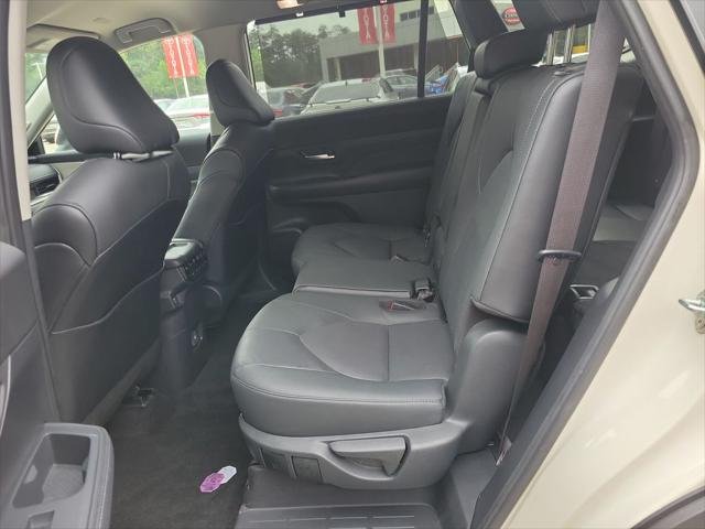 Certified Used 2024 COASTAL CREAM Toyota  image 16