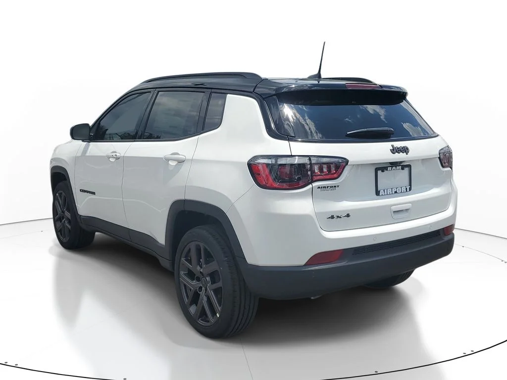 New 2026 White/off-white Jeep Limited image 3