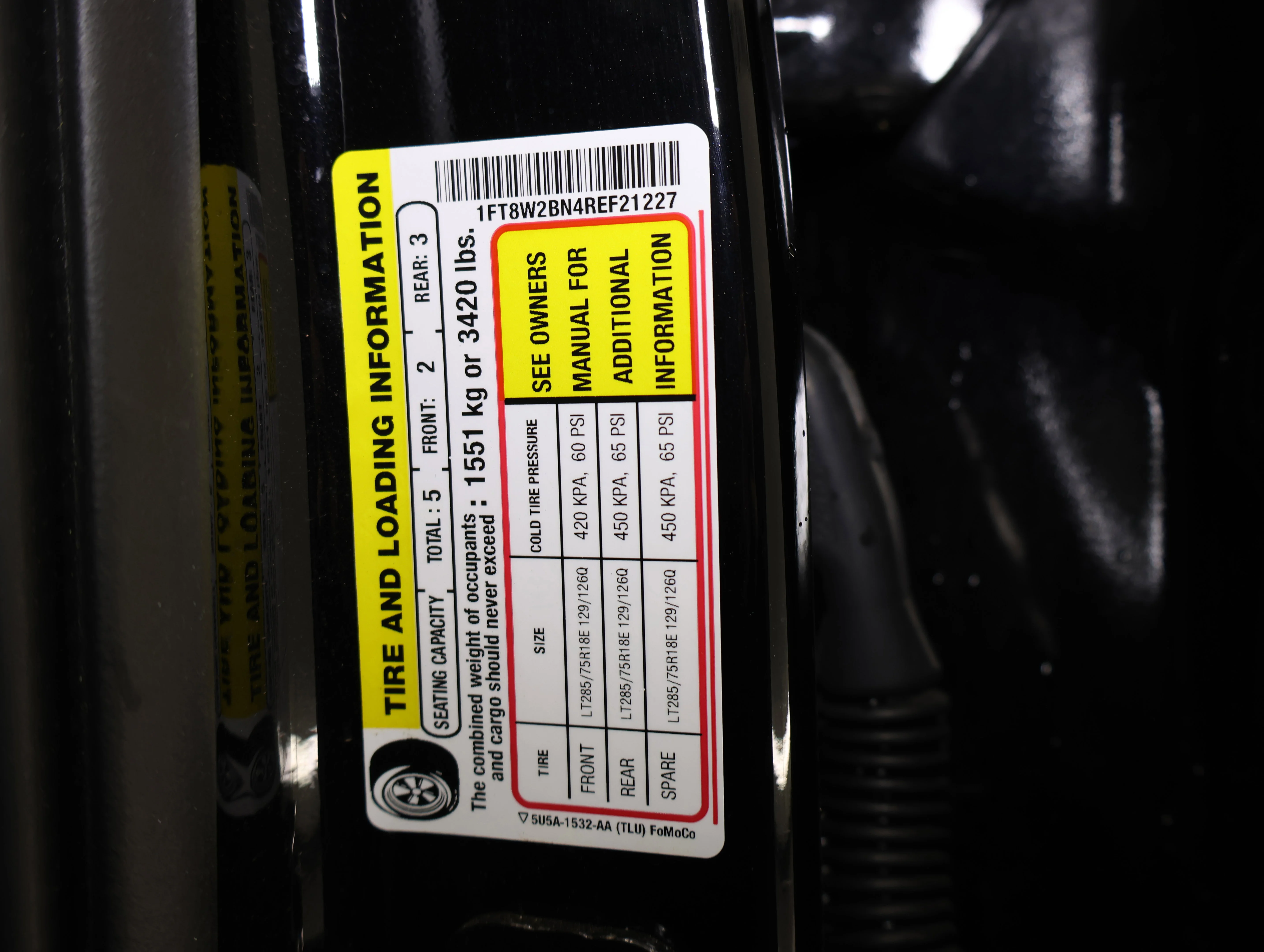 Used 2024 Agate Black Metallic Ford XLT image 60