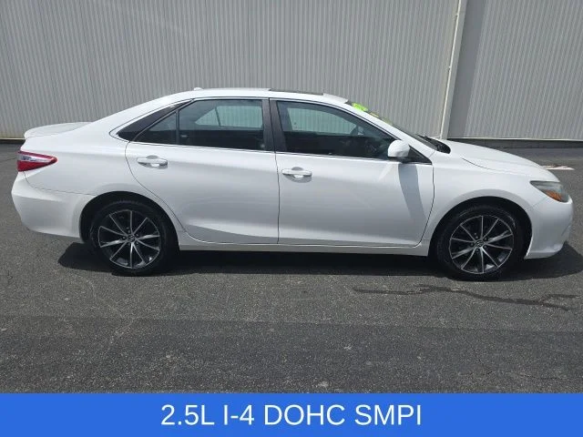 Used 2017 White Toyota XSE image 7
