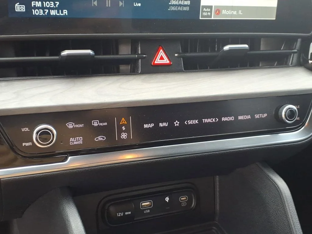 Used 2023 Blue Kia X-Line image 16