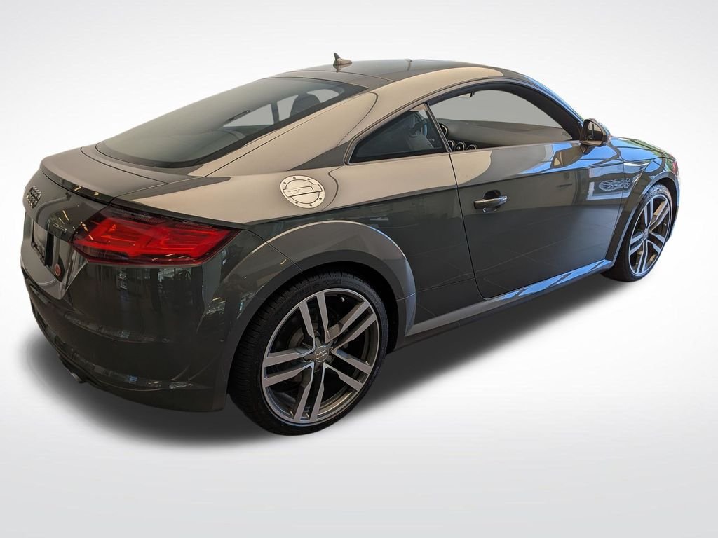 Used 2016 Gray Audi 2.0T image 3