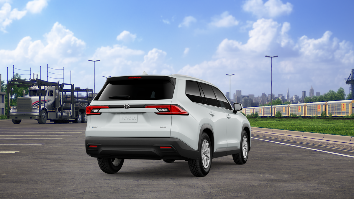 New 2026 Wind Chill Pearl Toyota Hybrid XLE image 20