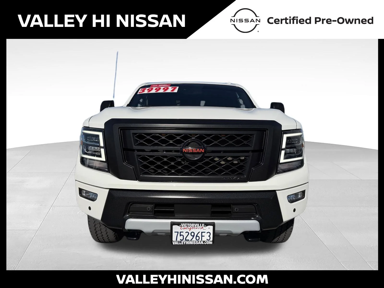 Used 2021 White Nissan PRO-4X image 2