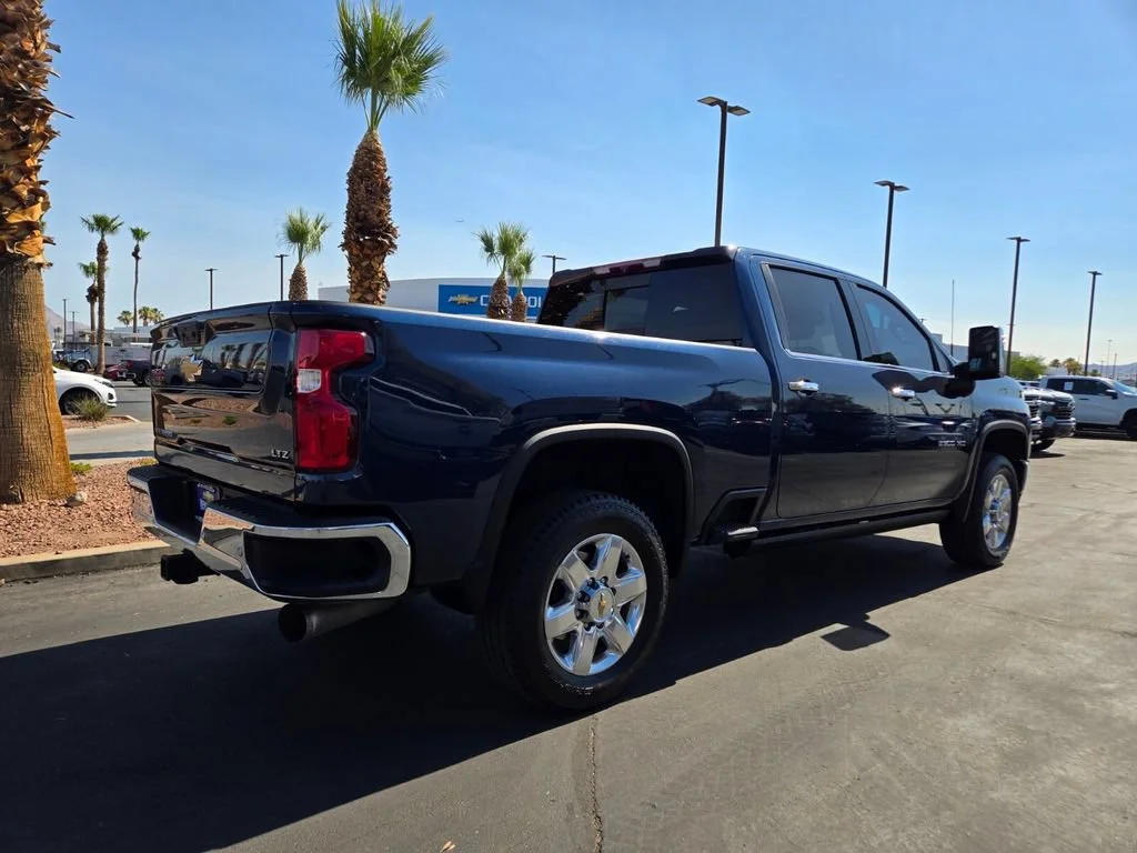 Used 2022 Northsky Blue Metallic Chevrolet LTZ image 6