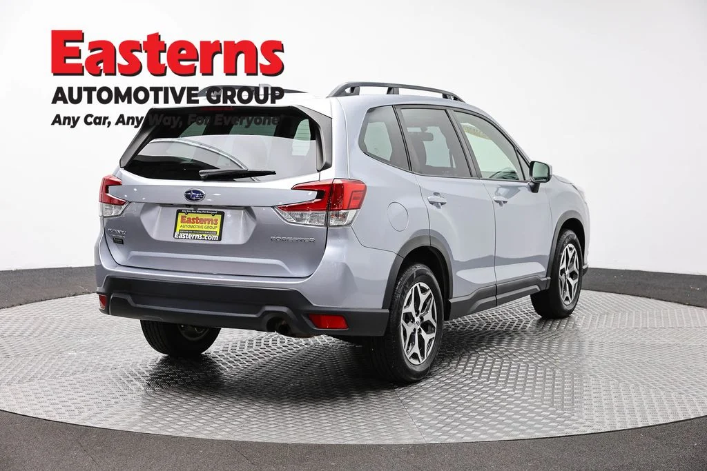 Used 2022 Silver Subaru Premium image 5