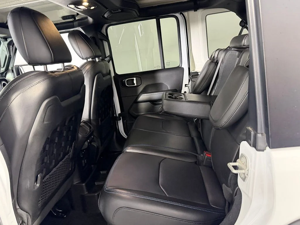 Certified Used 2023 White Jeep Rubicon 4xe image 25
