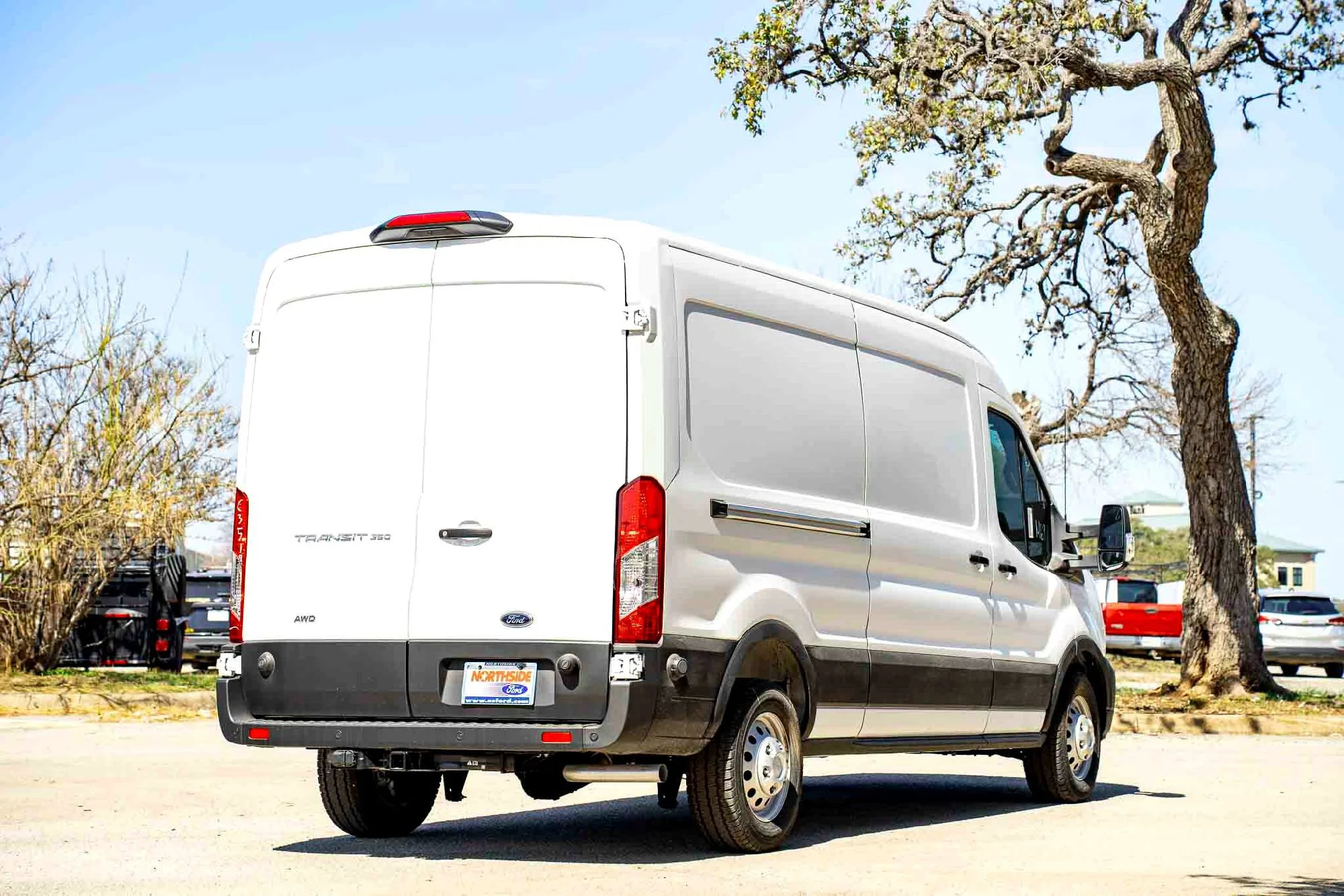 New 2025 Oxford White Ford  image 4