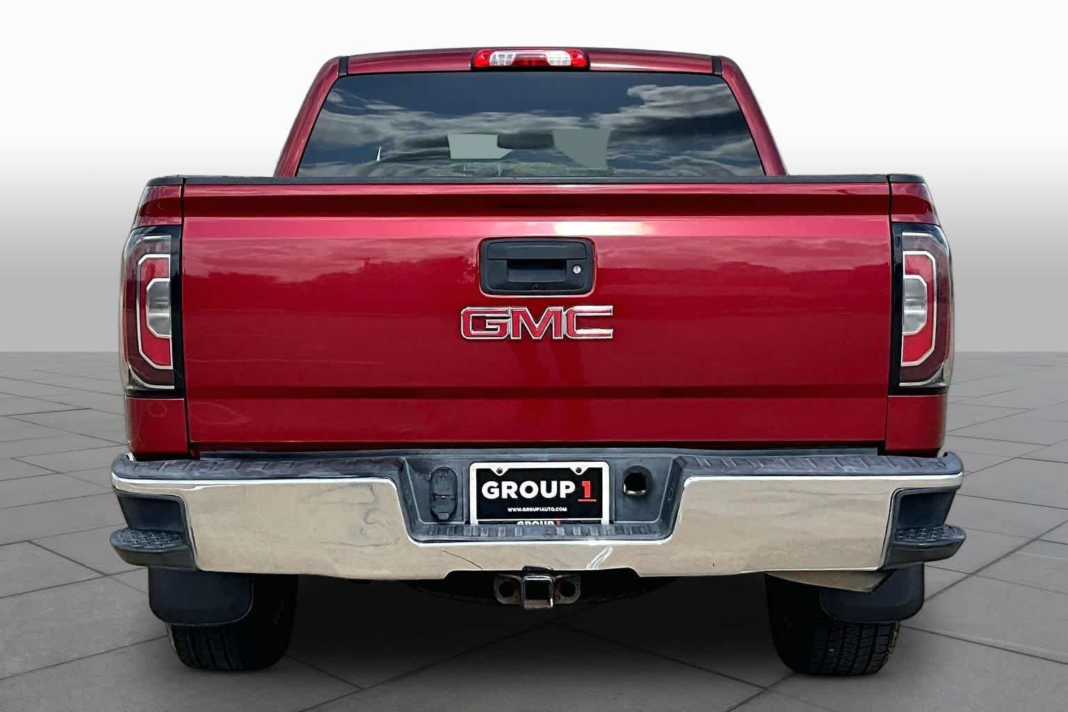 Used 2018 Red Quartz Tintcoat GMC SLT image 5