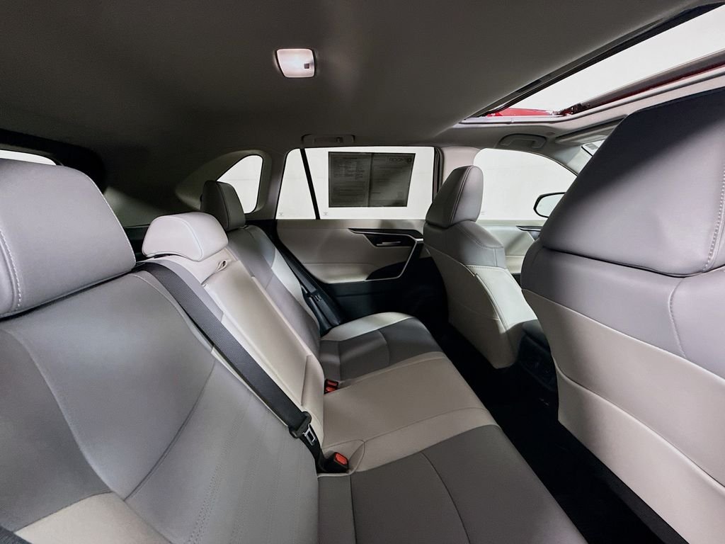 Used 2024 Ruby Flare Pearl Toyota XLE Premium image 29