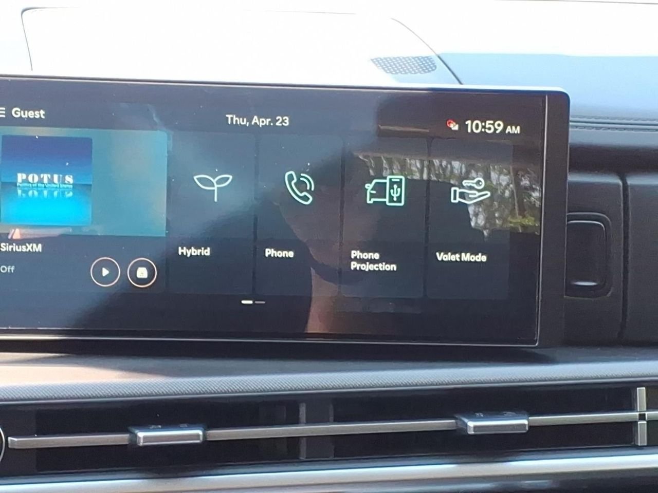 New 2026 Hampton Gray Hyundai SE image 22