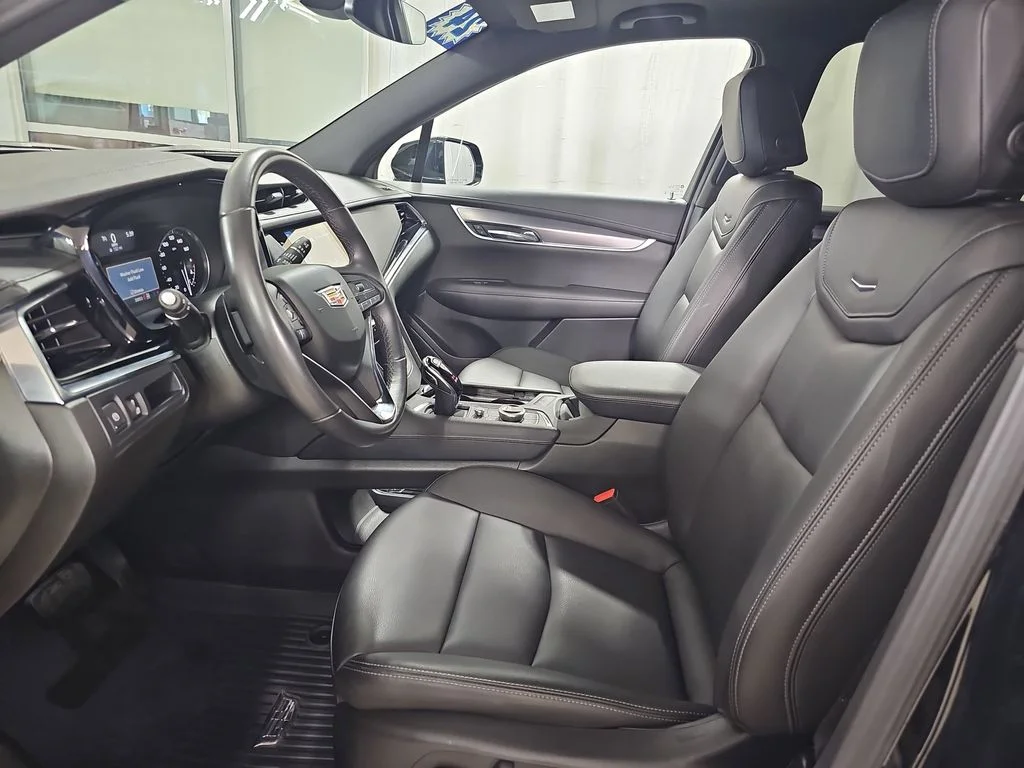 Used 2024 Black Cadillac Luxury image 21