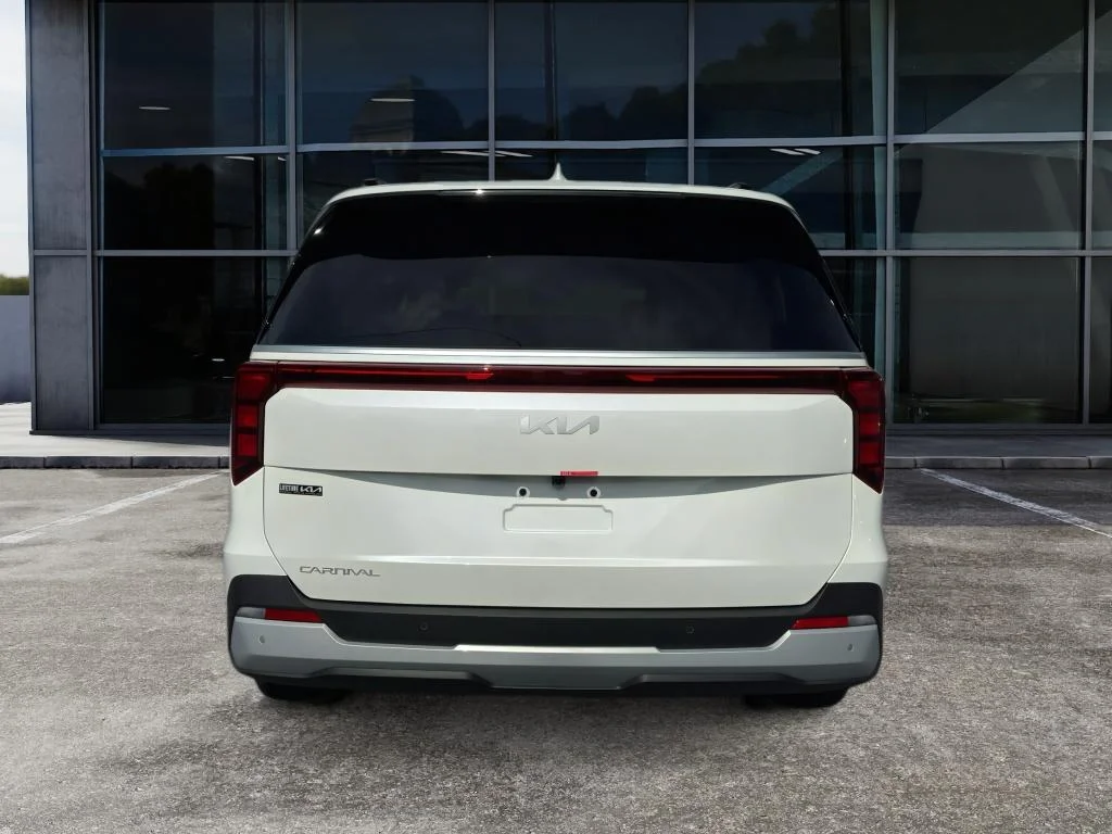 New 2026 Snow White Pearl Kia EX image 6