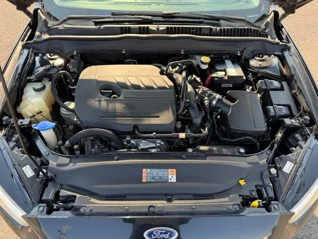 Used 2014 Tuxedo Black Metallic Ford SE image 32