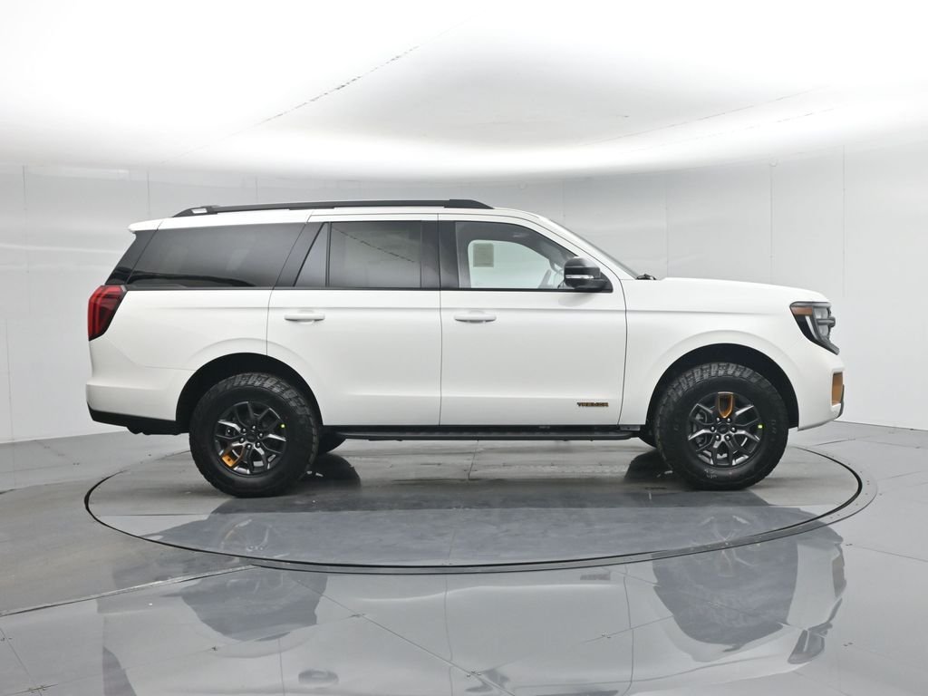 New 2026 Star White Metallic Tri-Coat Ford Tremor image 30