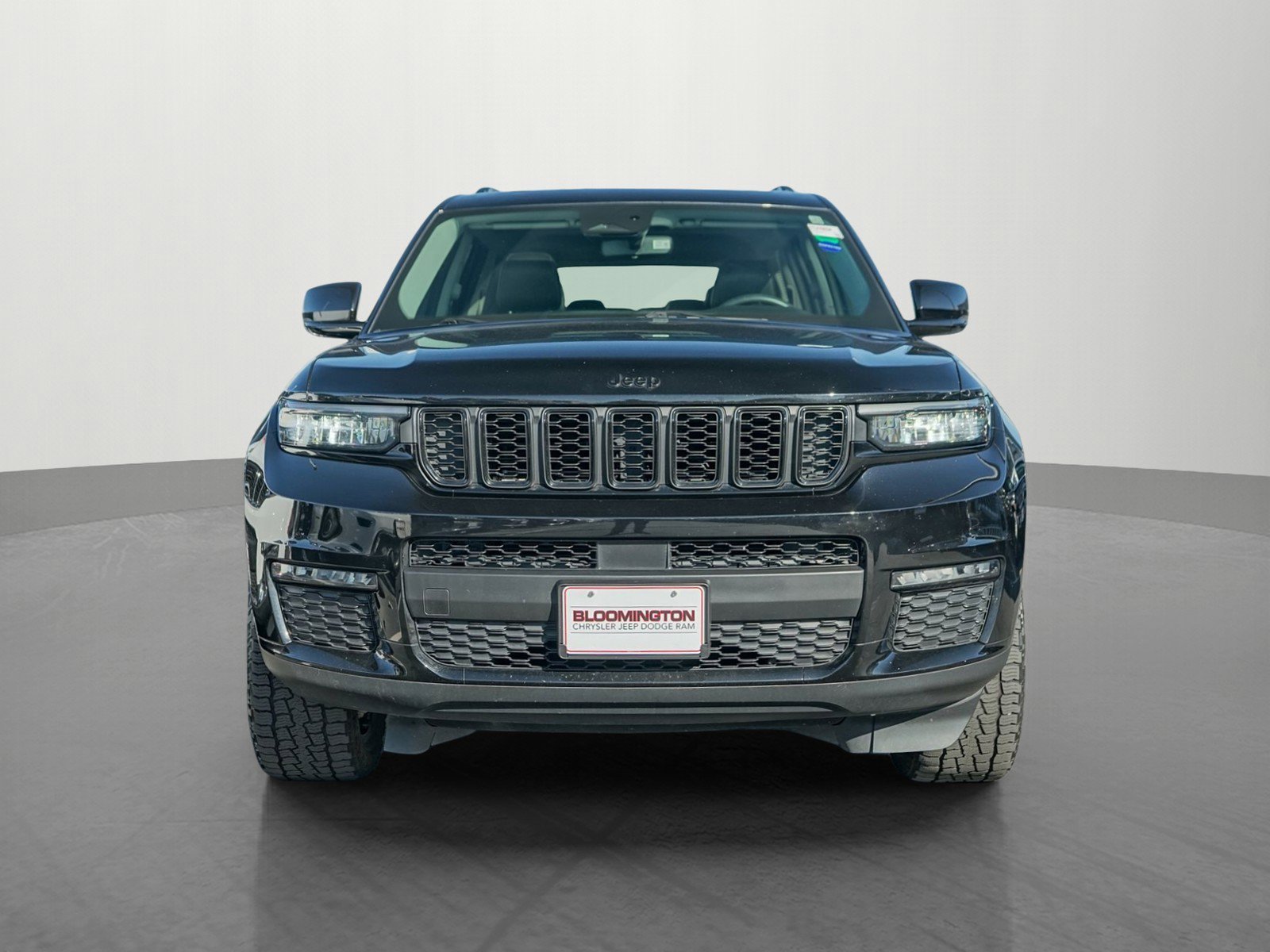 Used 2022 Jeep Grand Cherokee L Limited with VIN 1C4RJKBG4N8562860 for sale in Minneapolis, Minnesota