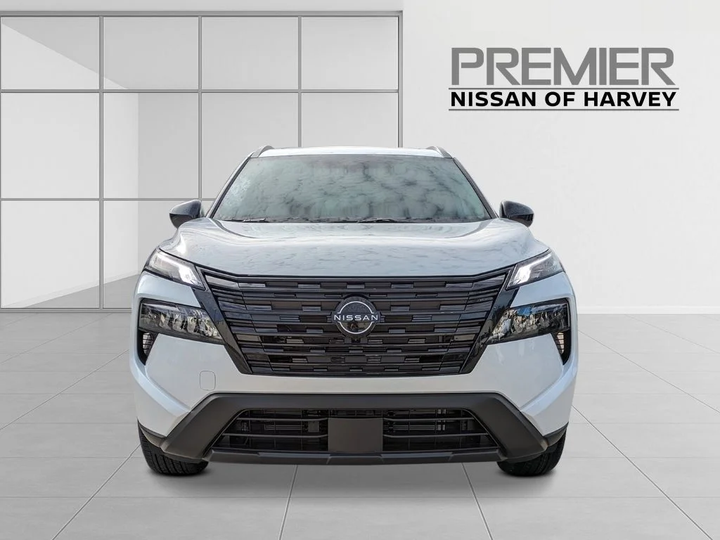 New 2026 Everest White Pearl TriCoat Nissan Dark Armor™ image 8
