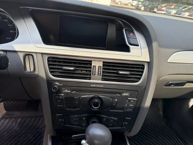 Used 2010 Meteor Gray Pearl Effect Audi 2.0T Premium image 19