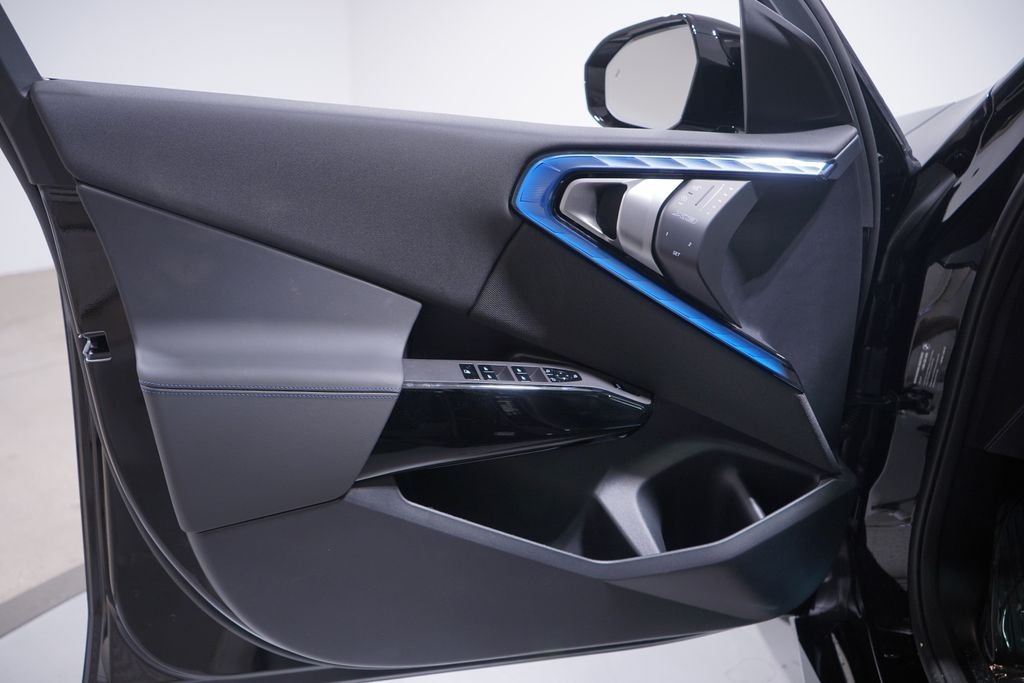 New 2026 Black Sapphire Metallic BMW M50 xDrive image 10