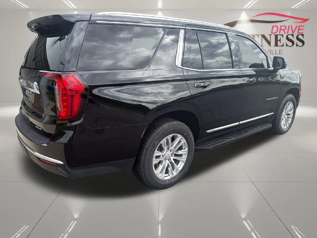 2023 GMC Yukon SLT - Photo 8