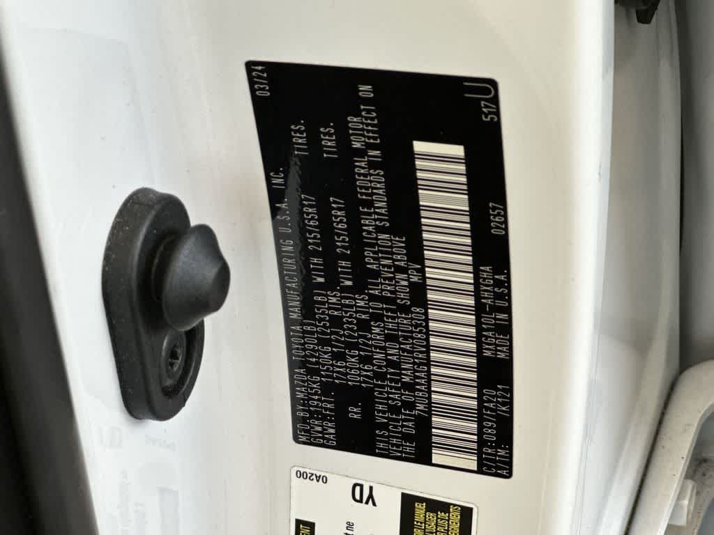 Used 2024 Wind Chill Pearl Toyota LE image 29
