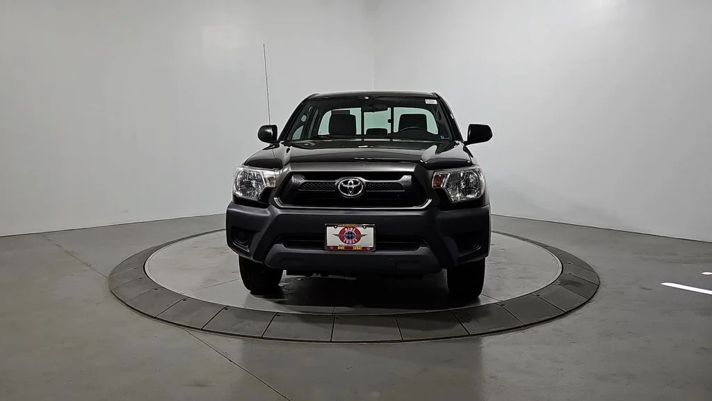 Used 2013 Black Toyota Base image 9