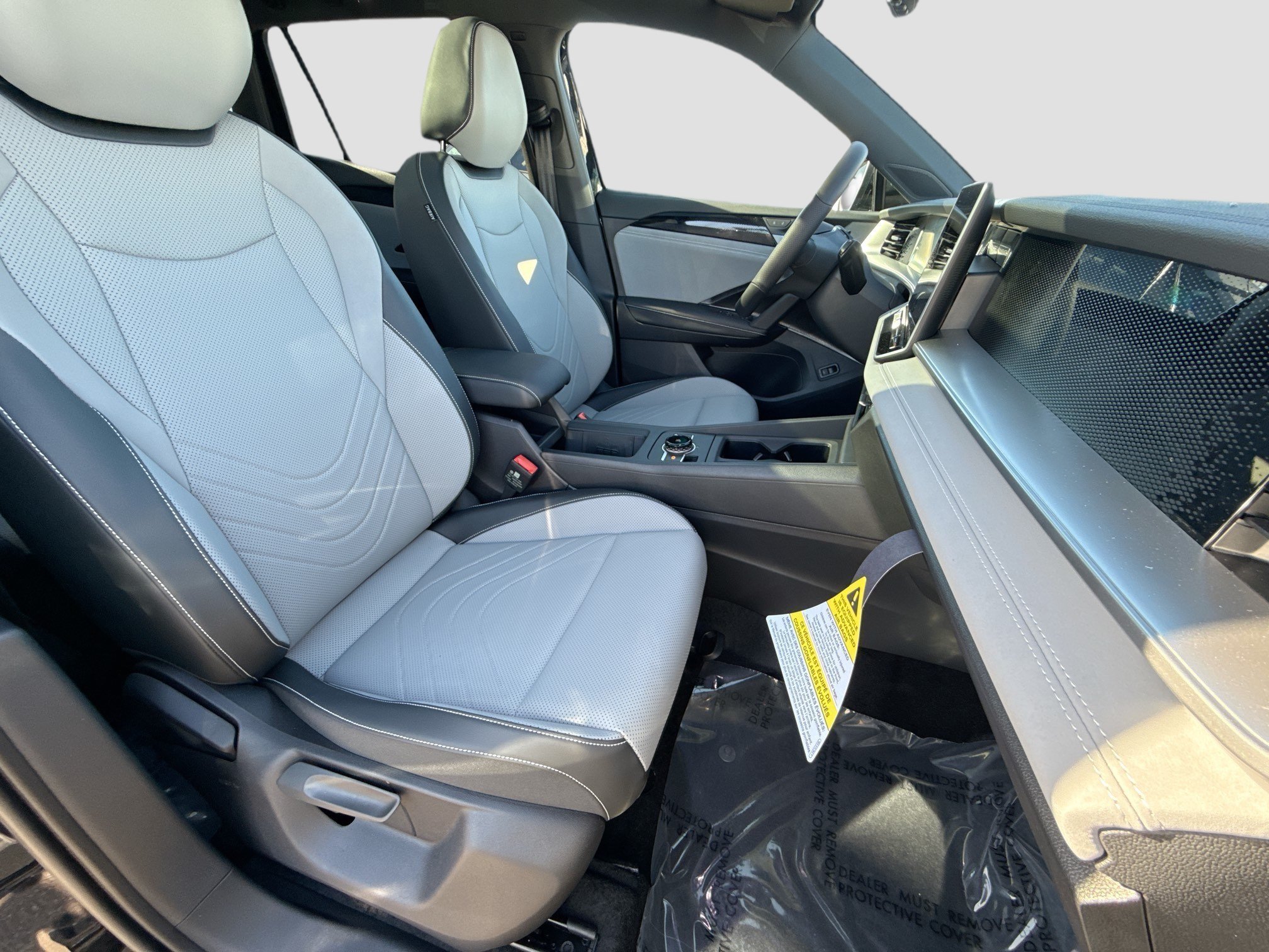 2026 Volkswagen Tiguan SE R-LINE BLACK - Photo 13