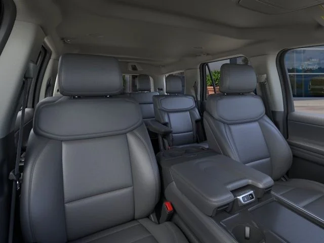 New 2026 Oxford White Ford Active image 33