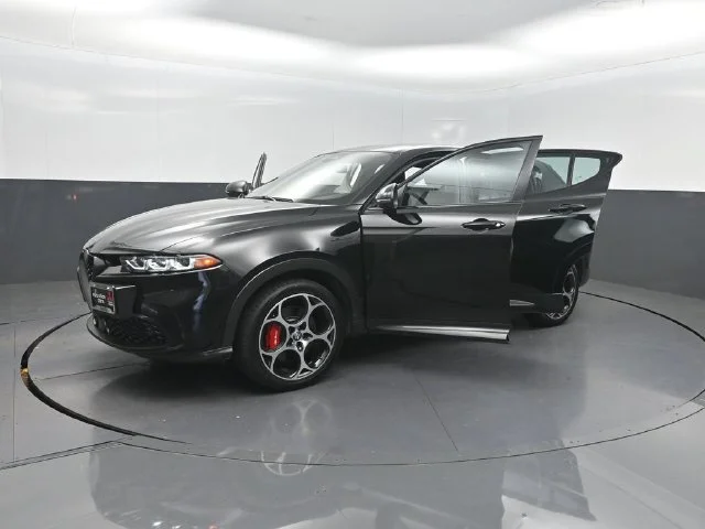 Used 2024 Black Alfa Romeo Veloce image 35