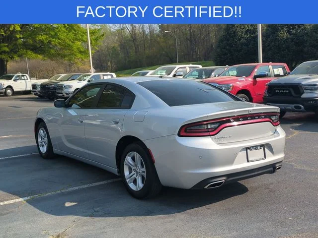 Used 2021 Silver Dodge SXT image 3