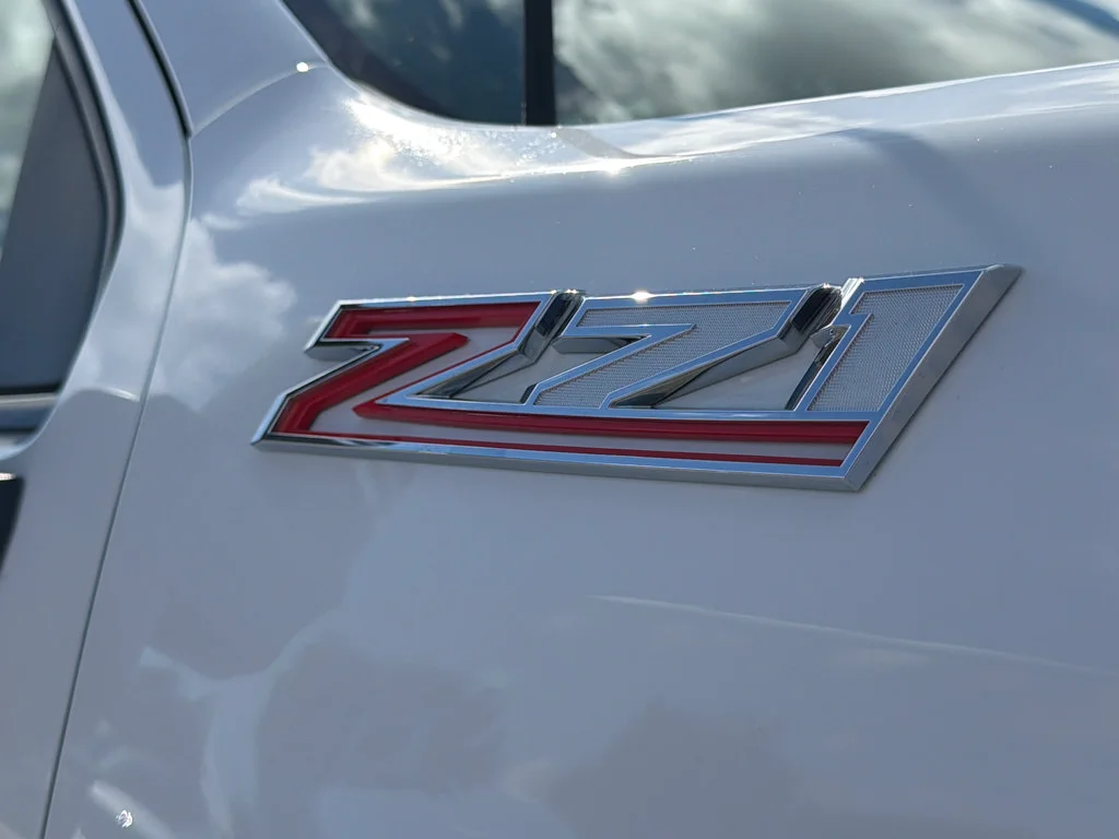 Used 2026 Summit White Chevrolet LT image 52