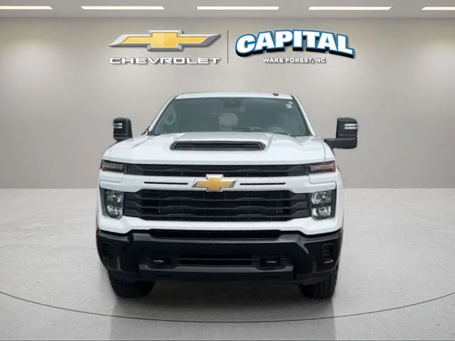 Used 2024 White Chevrolet Custom image 8