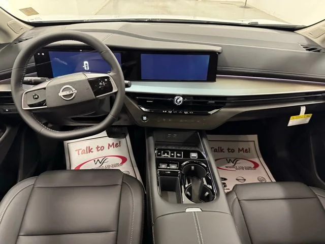 New 2025 White Nissan SL image 19