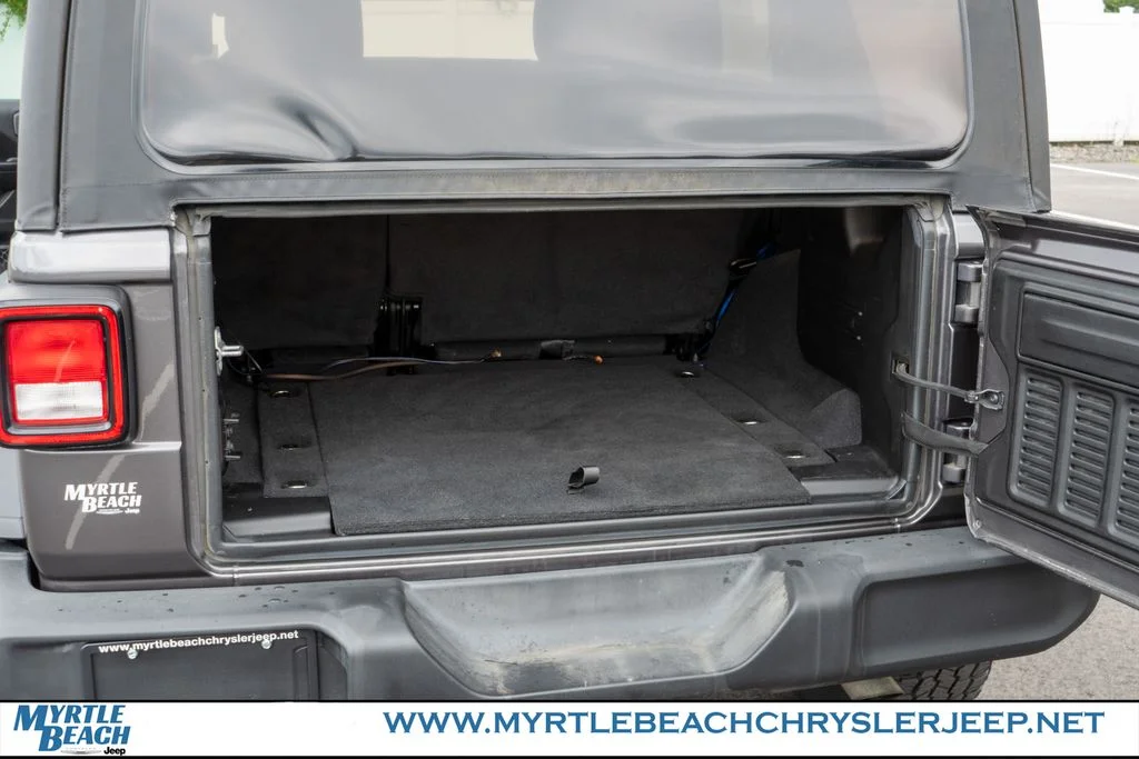 Certified Used 2021 Crystal Metallic Jeep Unlimited Willys image 31