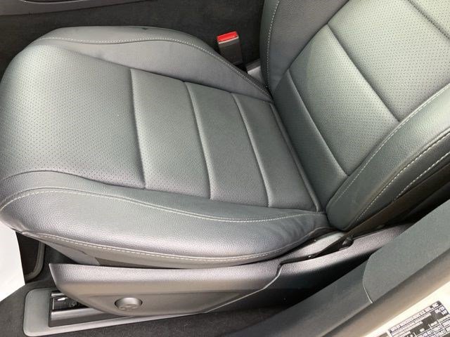 Used 2025 White Mercedes-Benz GLS 450 image 10