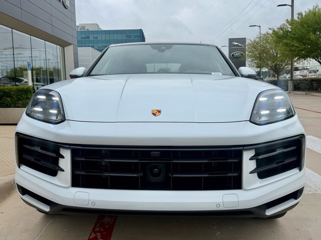 Used 2024 White Porsche Base image 2
