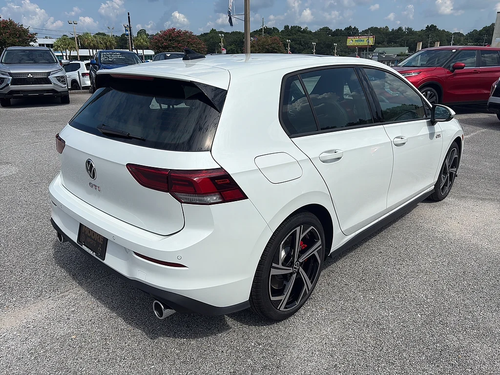 New 2026 Opal White Pearl Volkswagen 2.0T SE DSG image 5