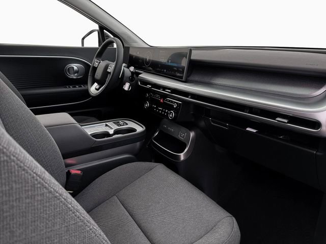 New 2026 Snow White Pearl Hyundai S image 15