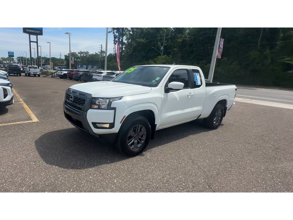 Used 2025  Nissan SV image 7