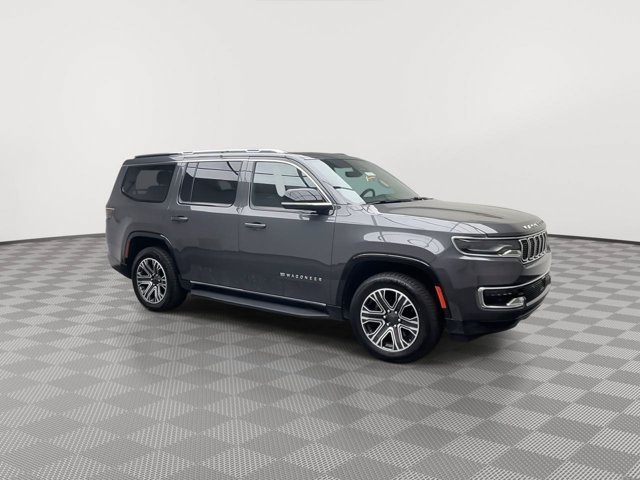 Used 2023 Baltic Gray Metallic Clearcoat Jeep  image 44