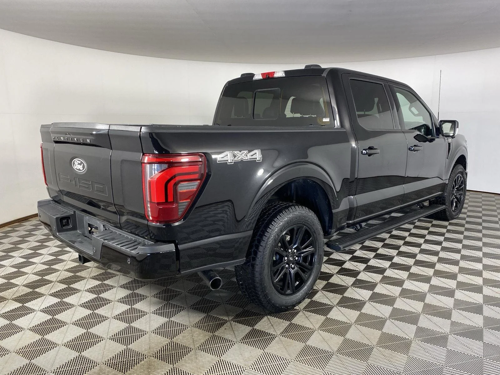 Used 2024 Agate Black Ford Platinum image 14