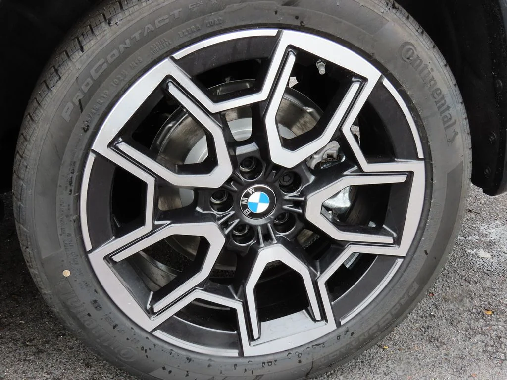 2025 BMW X1 28i - Photo 48