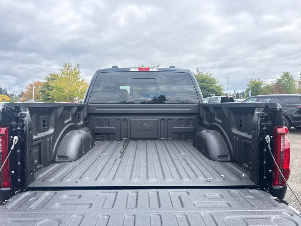 New 2026 Blue Ford XLT image 23
