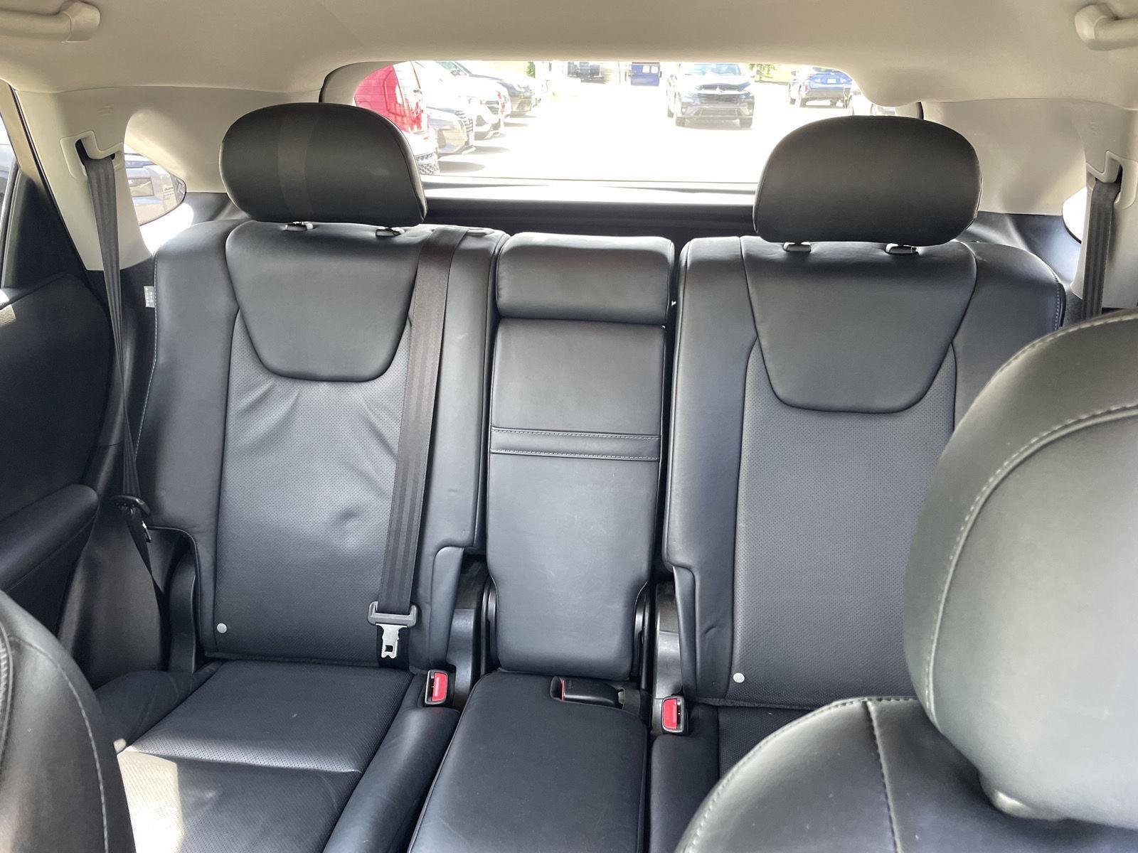 Used 2014 Nebula Gray Pearl Lexus Base image 15