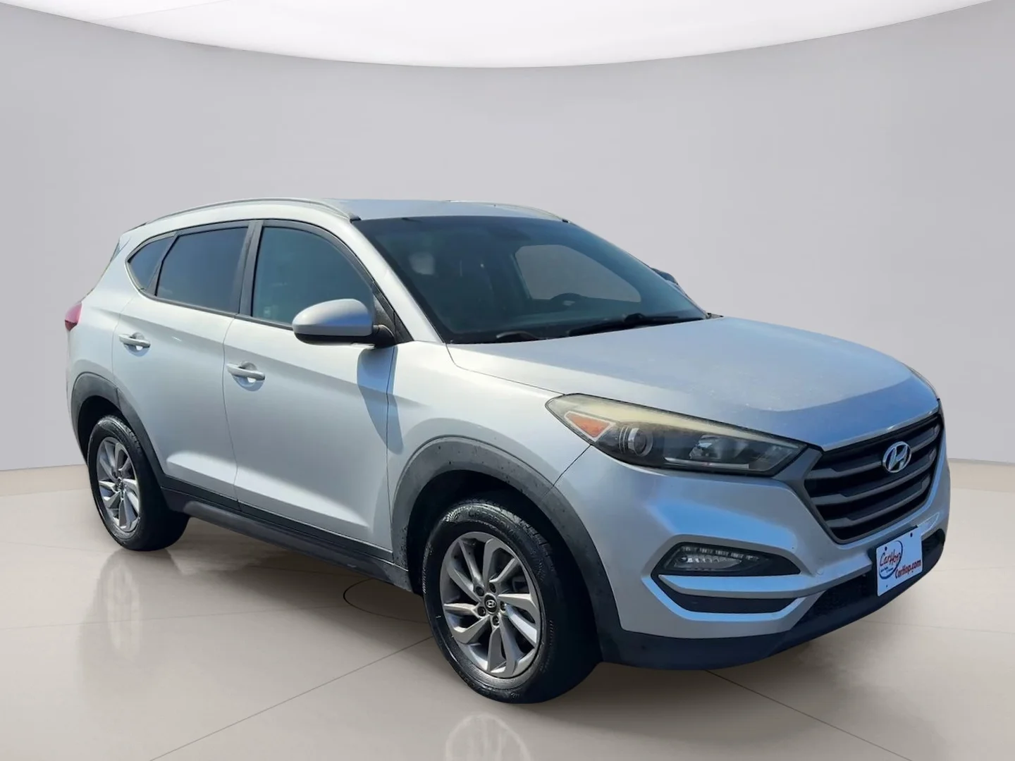 Used 2016 Silver Hyundai SE image 7