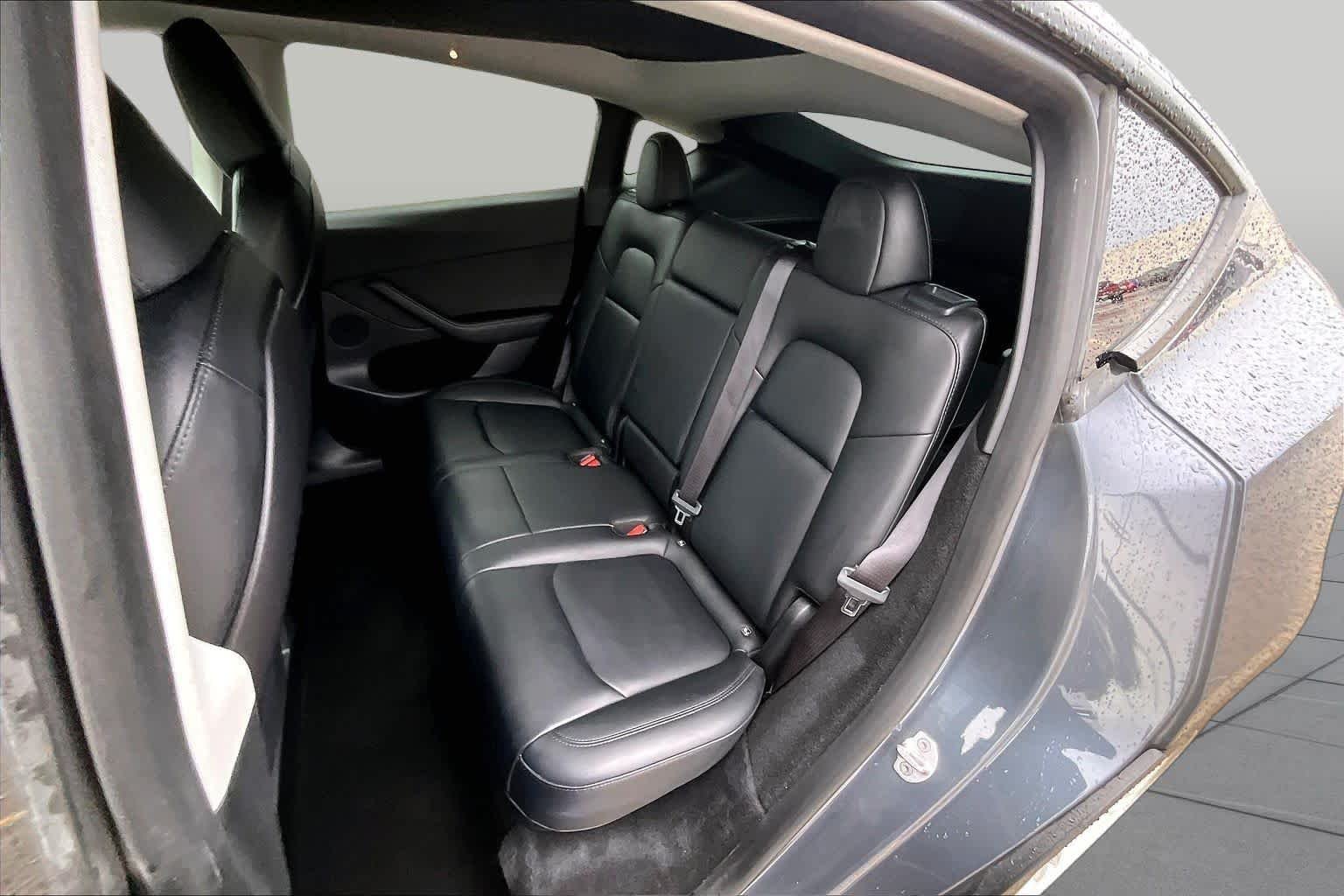 Used 2023 Midnight Silver Metallic Tesla Long Range image 17