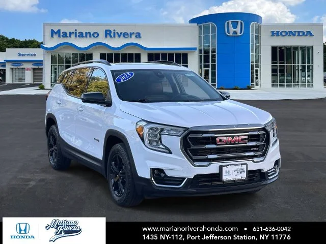 2023 GMC Terrain AT4